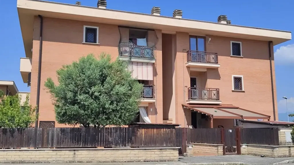 Välivaade - Apartment with Terrace in Castelverde, Rome