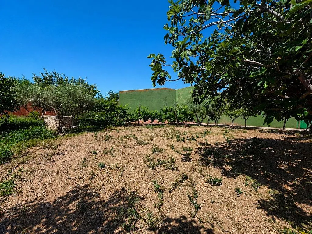 Aed - Rustic House with Pool near Belchite