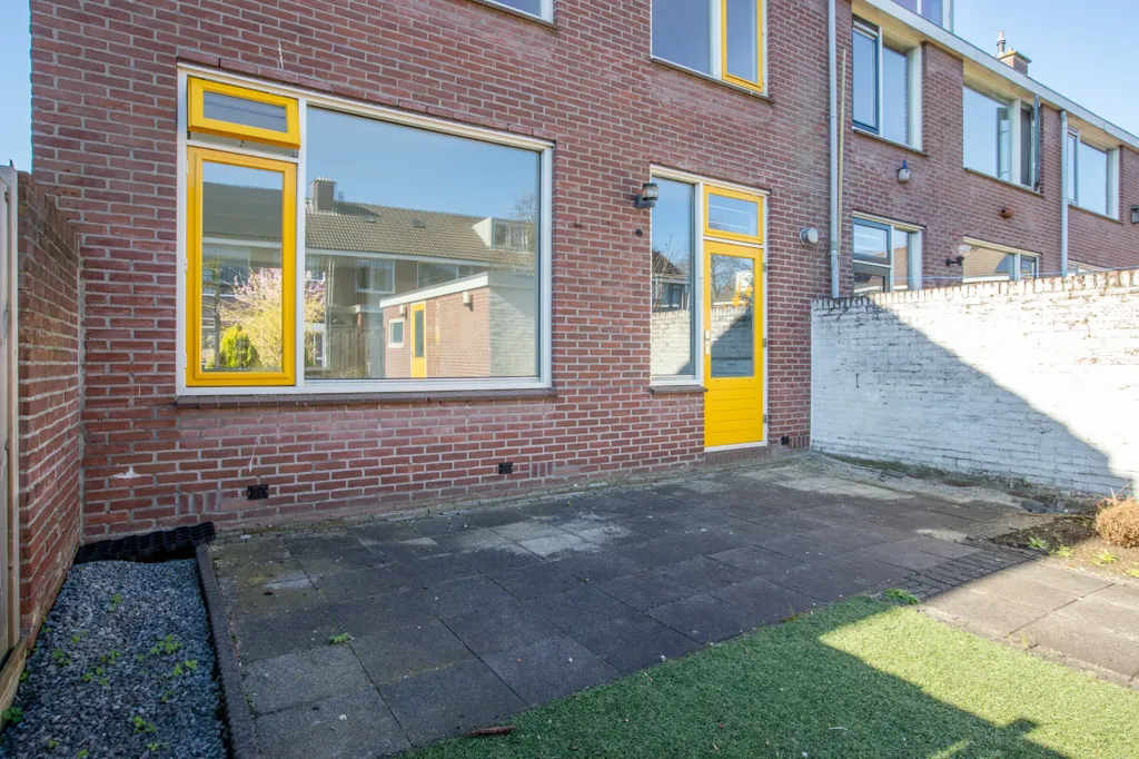 Välivaade - End-Terrace House with Garden in Gouda