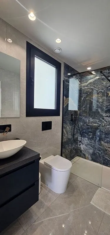 Salles de bain - Semi-Detached House with Pool in Finestrat