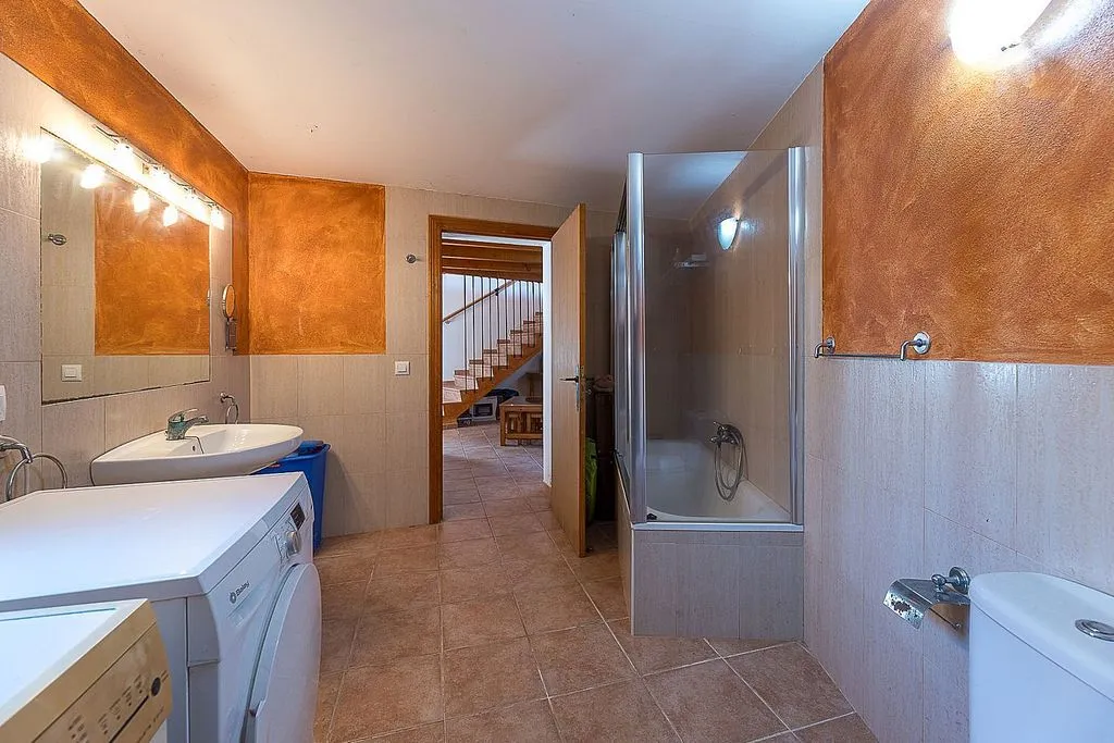 Bathrooms - Two-Home Property with Private Land in Sencelles