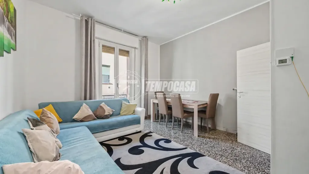 Elutuba - Central Trilocale with Balcony in Faenza
