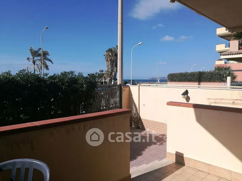 Terrasse - Seafront Trilocale with Balcony in Milazzo