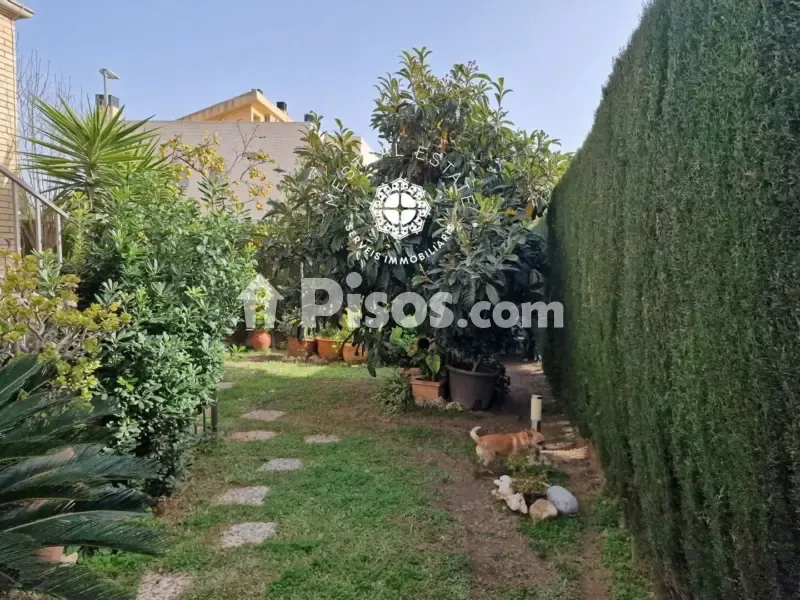 Jardin - Chalet with Private Garage in Vilafortuny