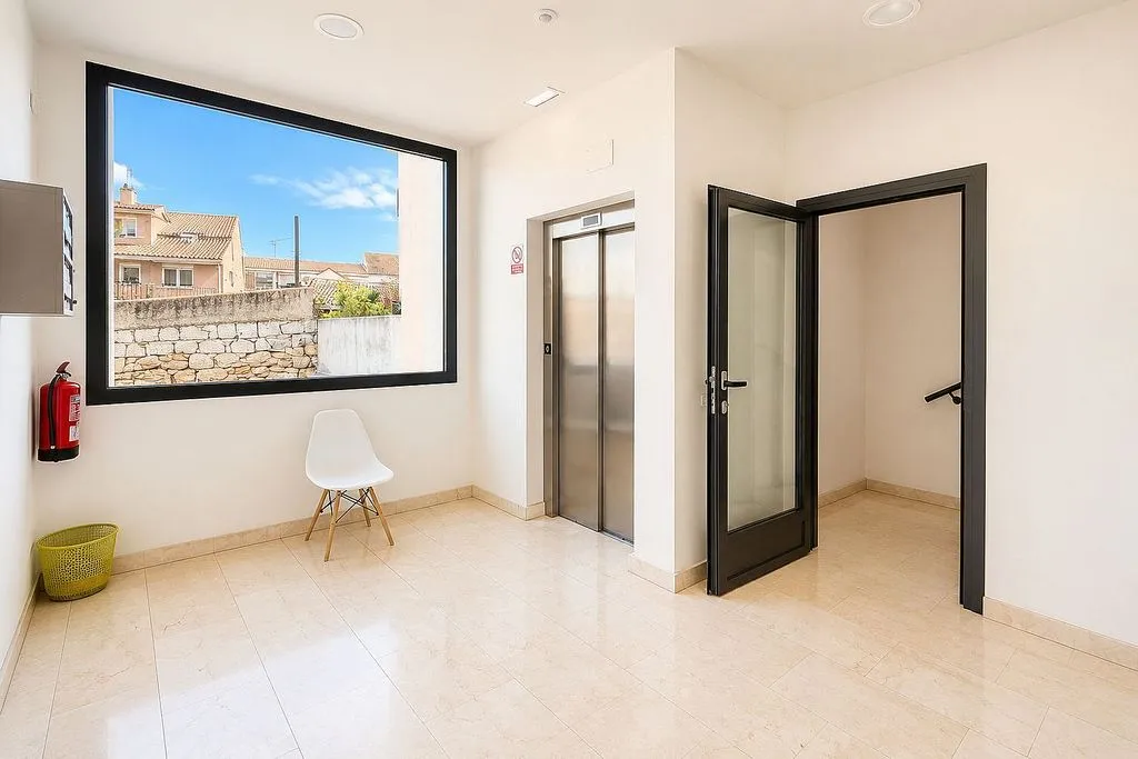 Entrée - Furnished Flat with Garage in Torrelodones Centre
