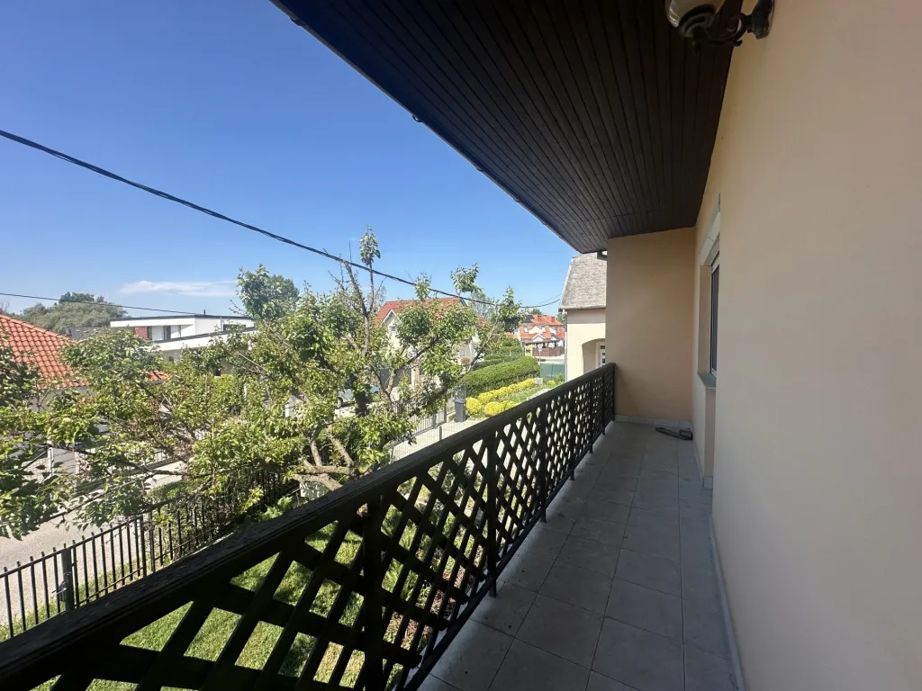 Balcone - Multi-Generational House with Garden near Balaton, Gyenesdiás