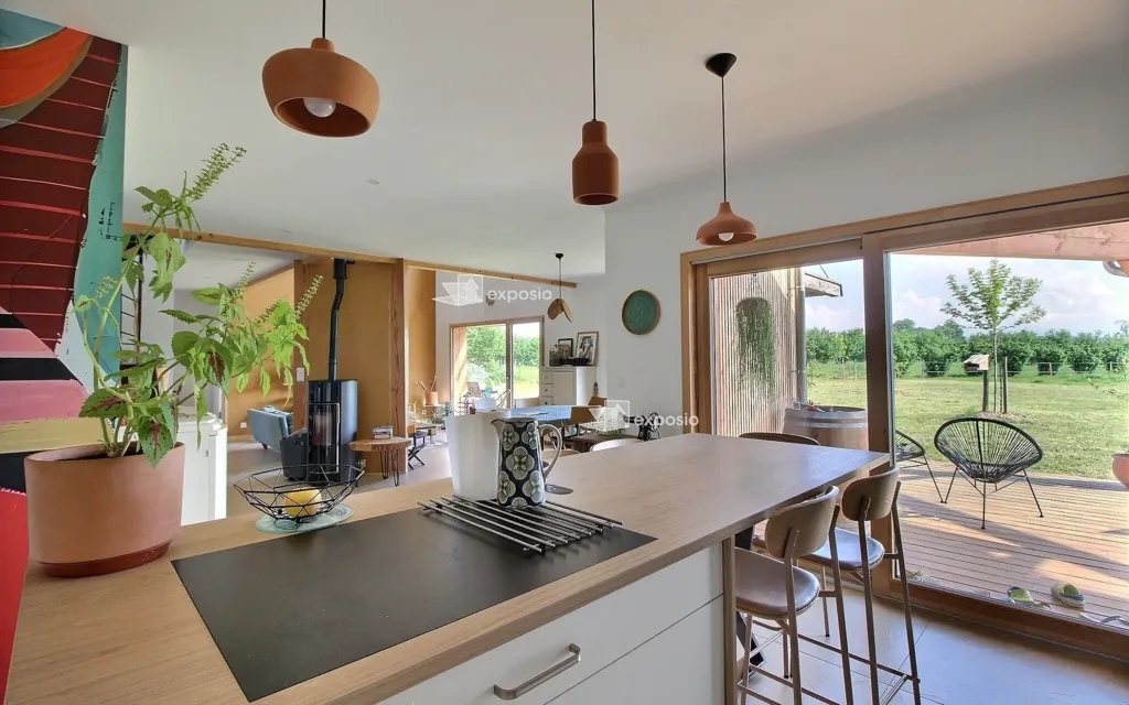 Cuisine - Maison Meublée avec Vue Pyrénées à Andoins