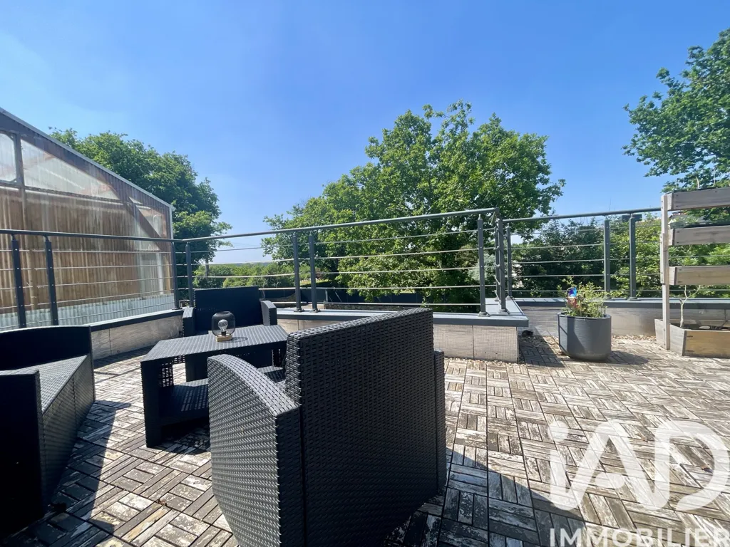 Terrasse - Maison Moderne avec Terrasse à Couëron