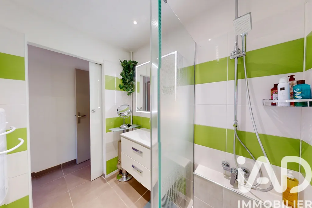 Salles de bain - Appartement T4 avec Terrasse à La Garde