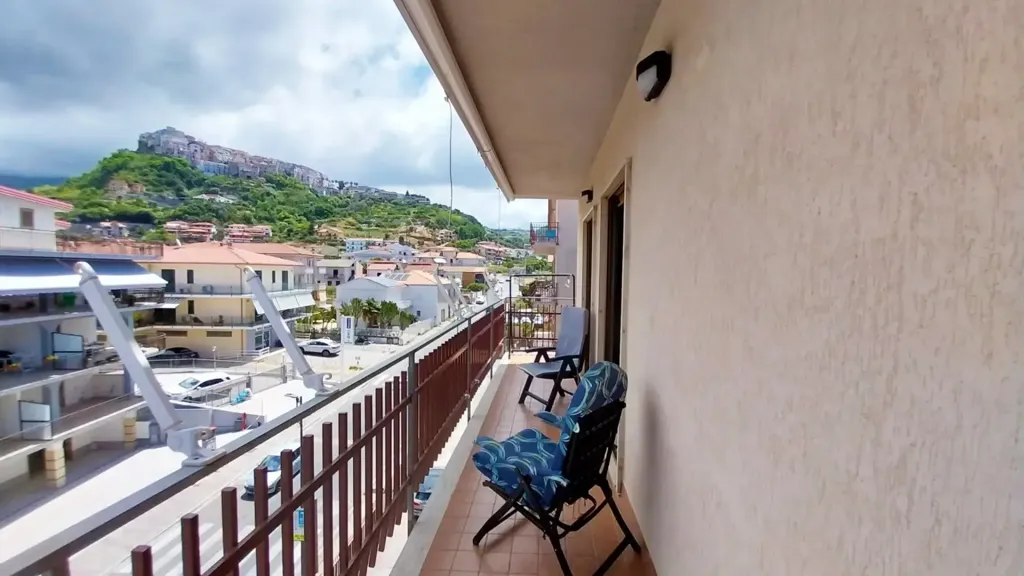 Rõdu - Panoramic Apartment with Sea View in Belvedere Marittimo