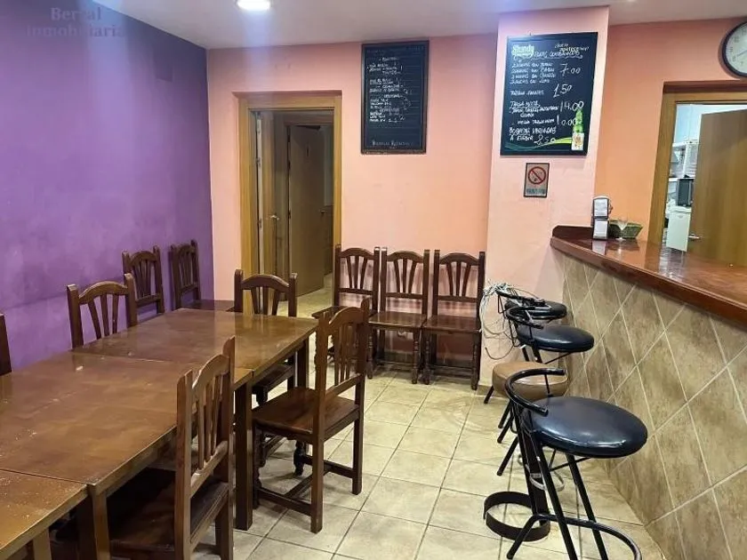 Salle à manger - Bodega with Bar and Restaurant in Baños de Ebro