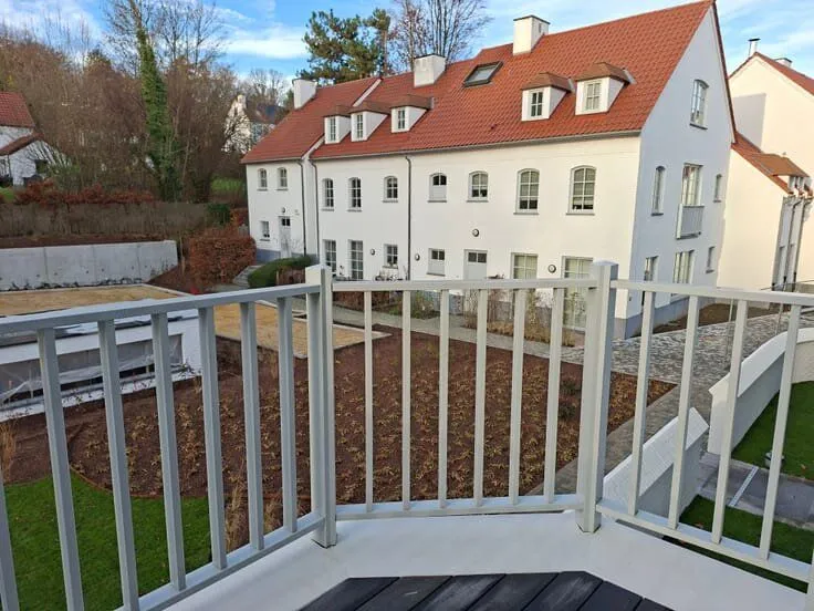Balcon - Appartement Neuf avec Terrasse au Cœur de Lasne
