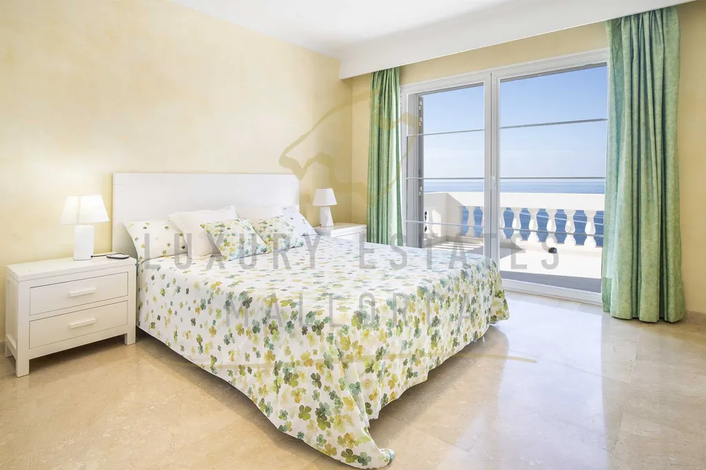 Bedrooms - Partially Renovated Villa with Ocean Views in Camp de Mar