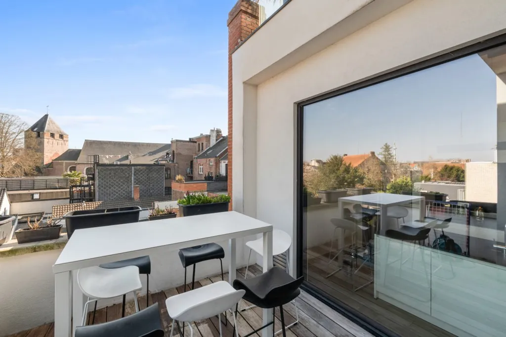 Terrasse - Appartement Rénové avec Terrasses au Centre de Dendermonde