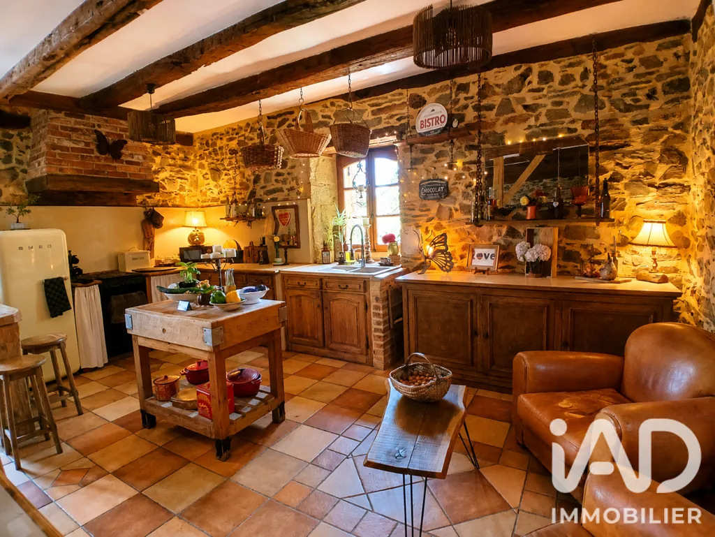 Cucina - Historic Domain with Garden in Périgord Vert