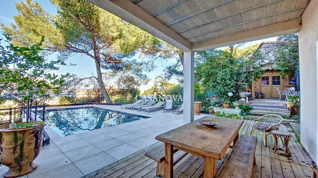 Bassein - Villa with Sea View on Mont Saint-Clair, Sète