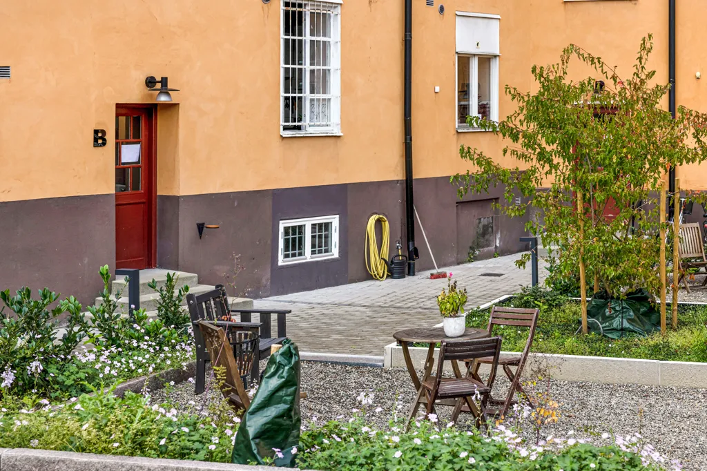 Jardin - Renovated Flat with Library in Enskede