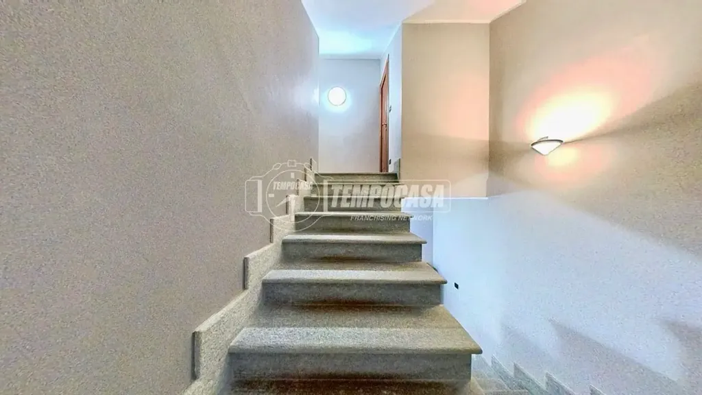 Pièces - Villa with Private Garden in Robassomero