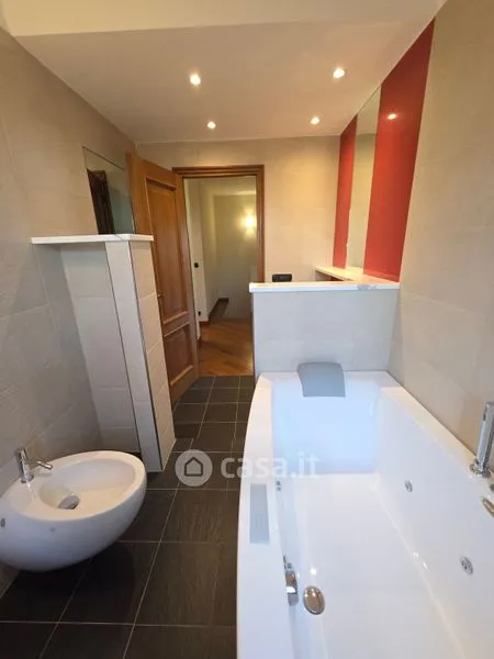 Vannitoad - Exclusive Villa Apartment with Garden in Chieri