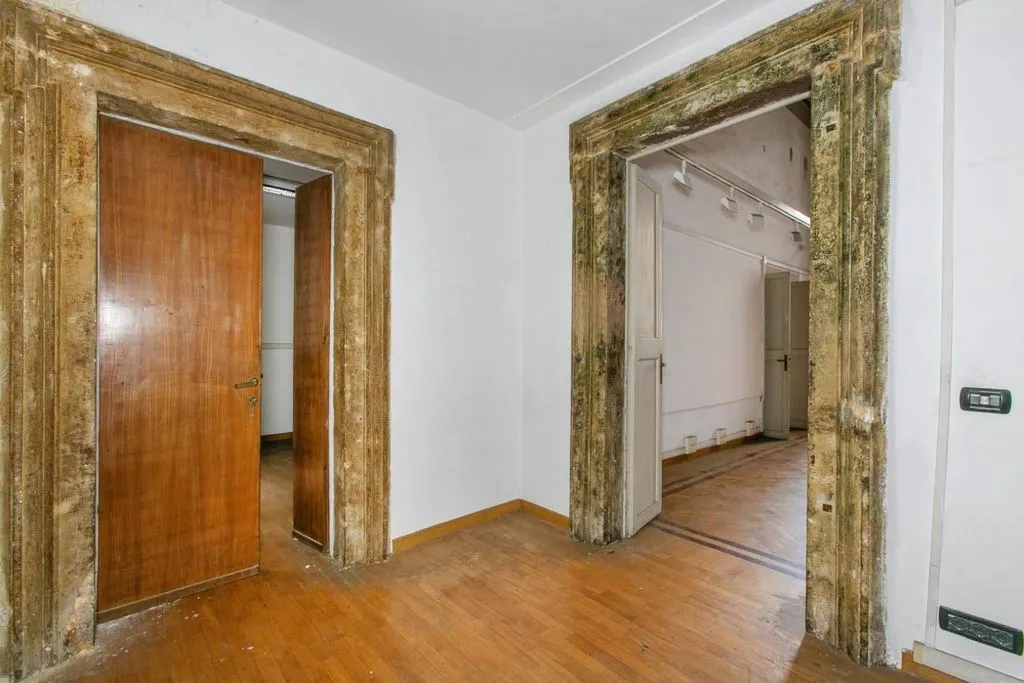 Entrée - Luxury Flat with Historic Charm in Rome