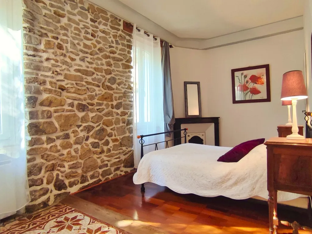 Bedrooms - Character House with Pool in Cévennes