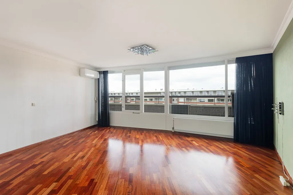 Toad - Penthouse with Panoramic Views in Rotterdam
