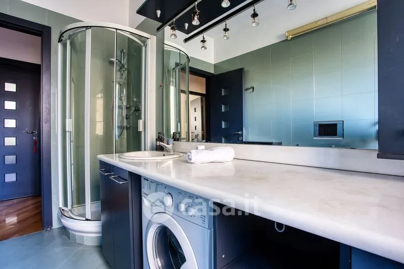 Salles de bain - Trilocale with Balcony near Piazza Firenze, Milan