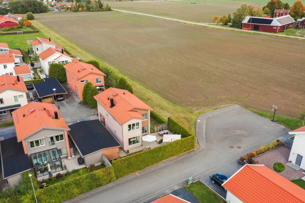 Õhuvaade - Contemporary Villa with Open Landscape View in Ormesta