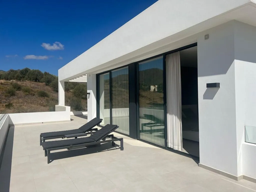 Terrass - Detached Villa with Pool in Mijas Golf