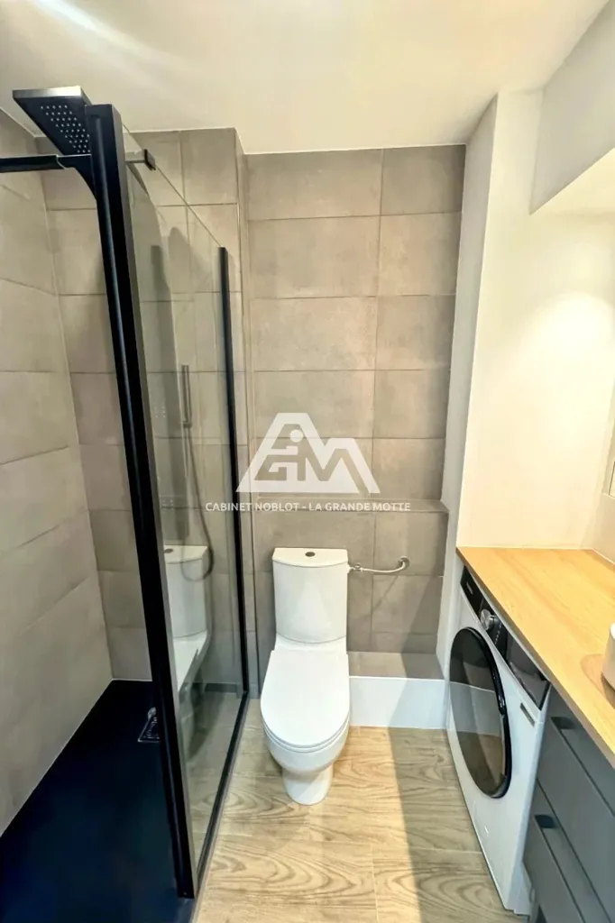 Vannitoad - Refurbished Studio with Park View in La Grande-Motte