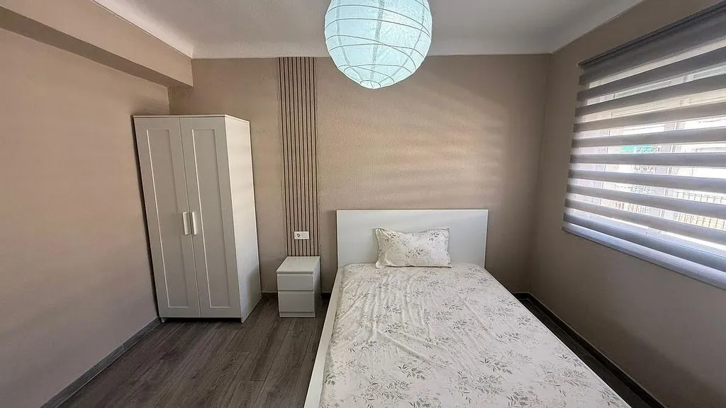 Chambres - Furnished Flat with Balcony in Santa Clara