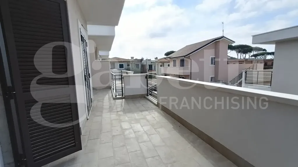 Balcon - New Villa with Solar Panels in Anzio
