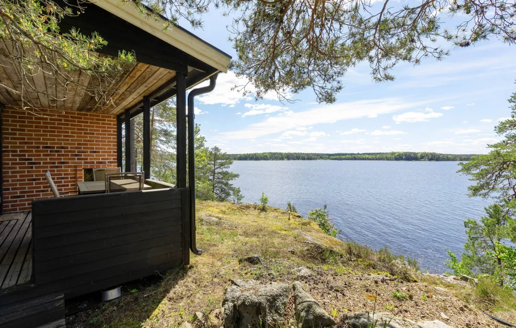 Terrasse - Cottage with River View in Tärnsjö