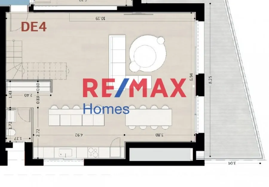 Plaan - New Mezzanine in Athens Suburbs