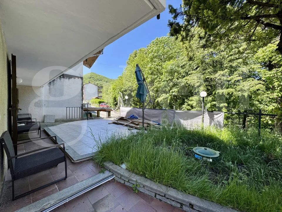 Terrace - Rustic House with Garden in Giaveno