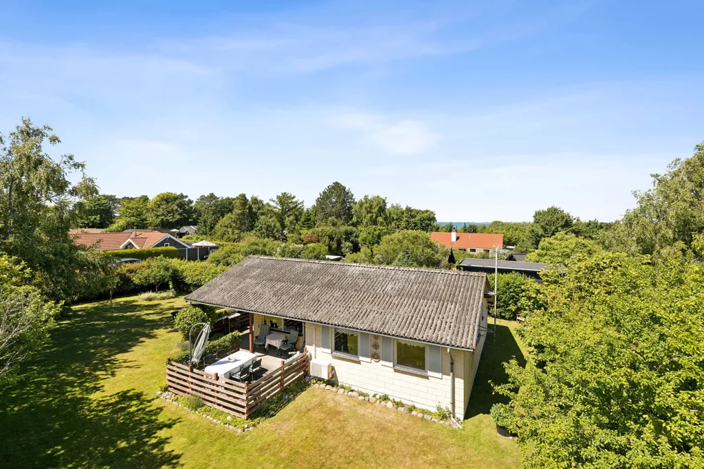 Aerial - 1975 Summerhouse with Garden in Slagelse