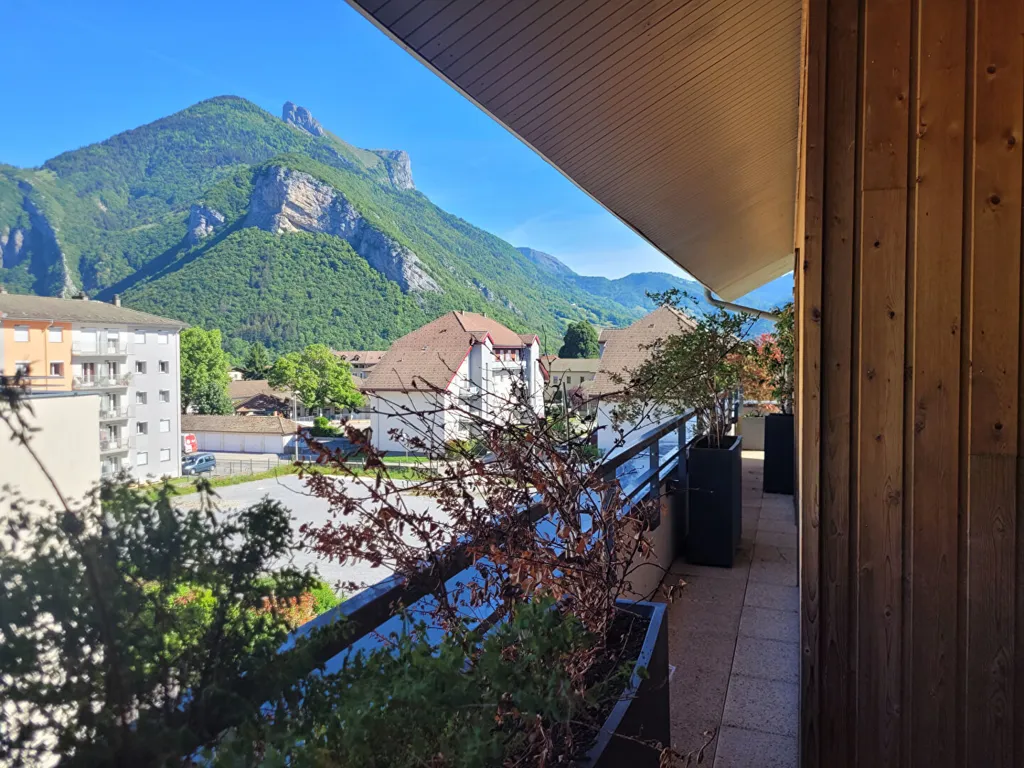 Rõdu - 4-Piece Flat with Mountain View in Faverges