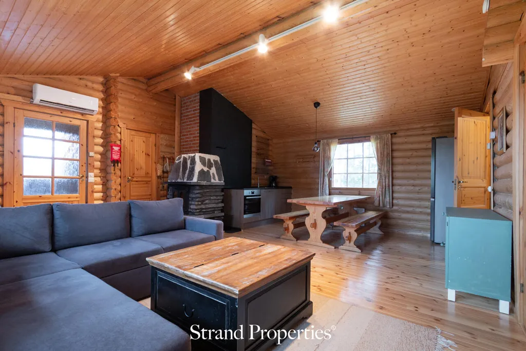 Séjour - Renovated Cabin with Sauna in Urjala