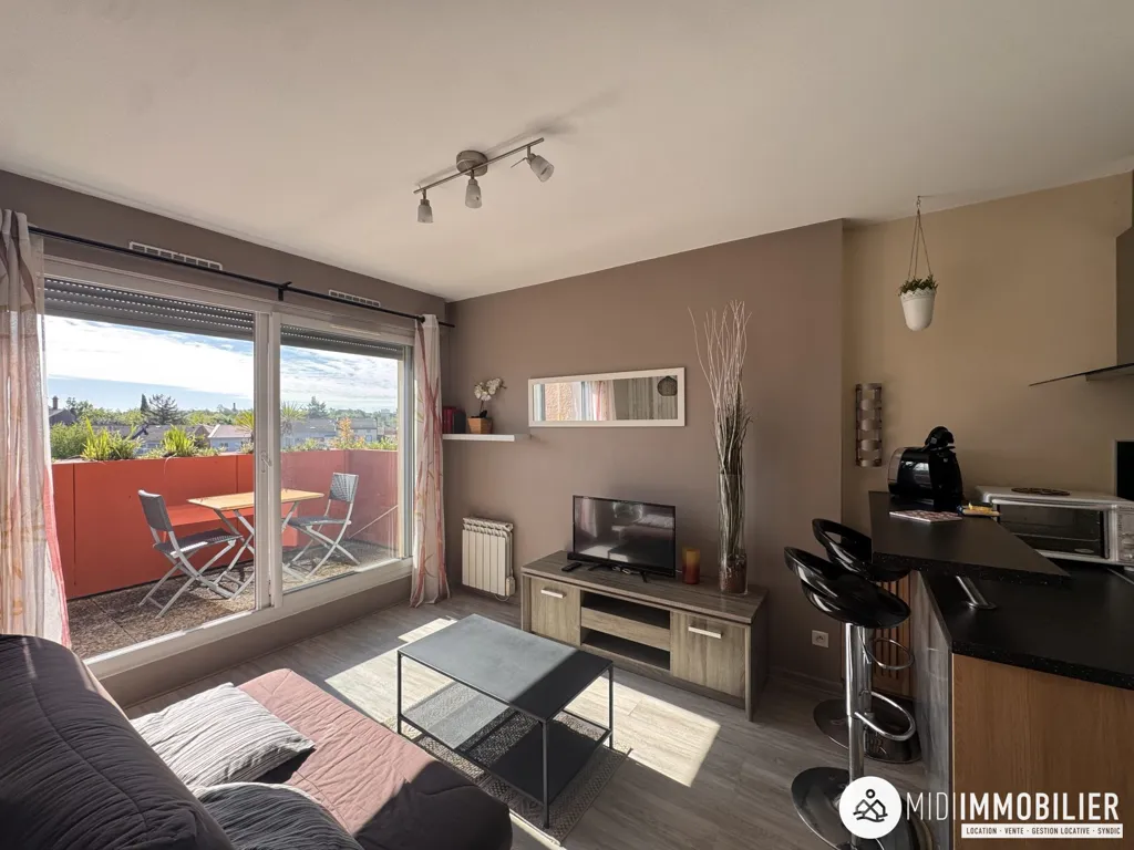 Séjour - Studio Meublé avec Balcon à Albi