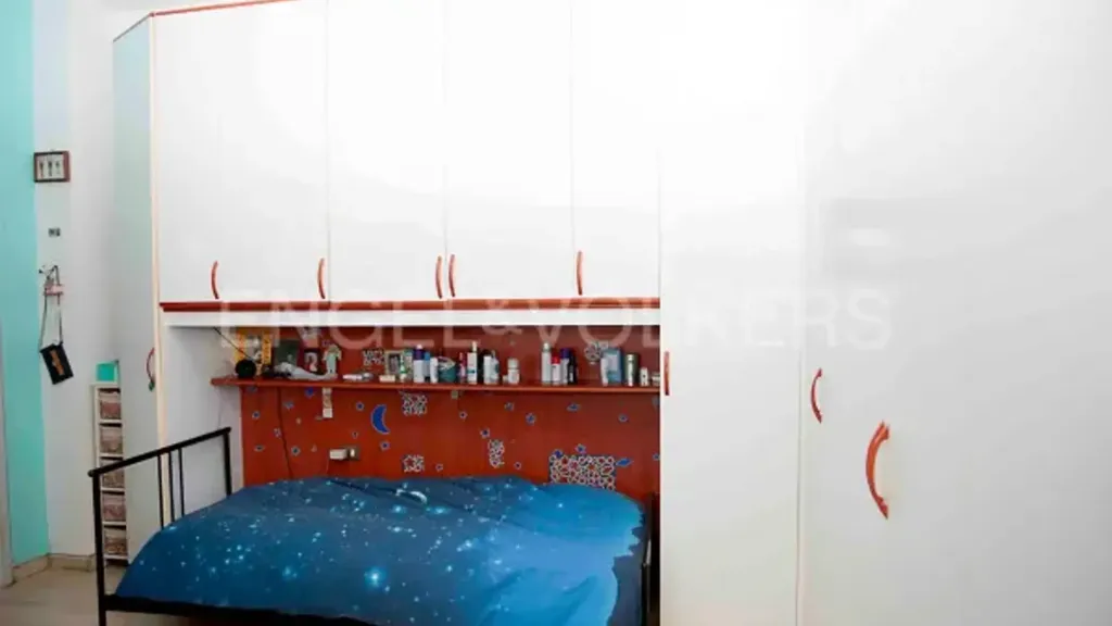 Magamistoad - Ground Floor Apartment to Renovate in Rho