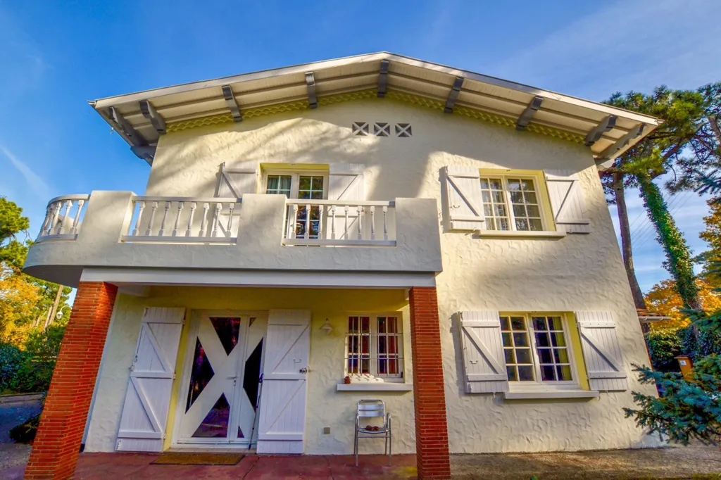 Välivaade - Villa with Balcony in Arcachon's Abatilles