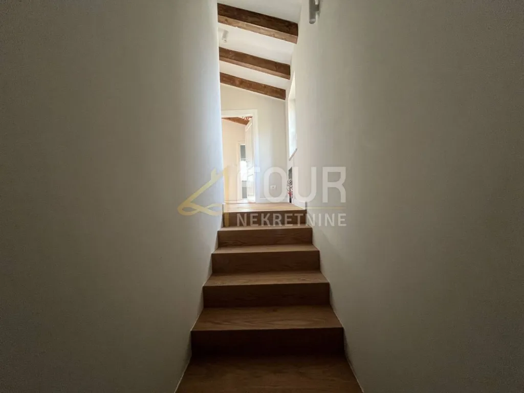 Stanze - Modern Detached House with Pool in Pazin