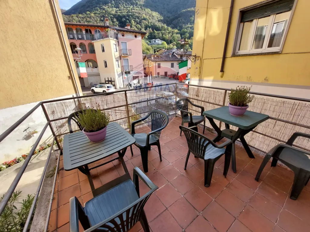 Terrasse - Casa Indipendente with Terrace in Monasterolo del Castello