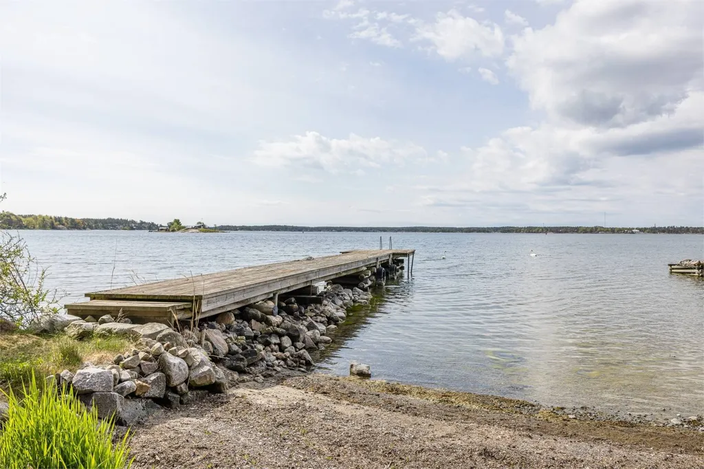 4-toaline maja asukohas Västerviks kommun