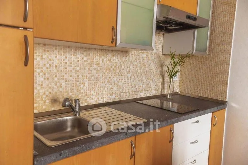 Cuisine - Trilocale with Balcony in Siracusa's Ortigia