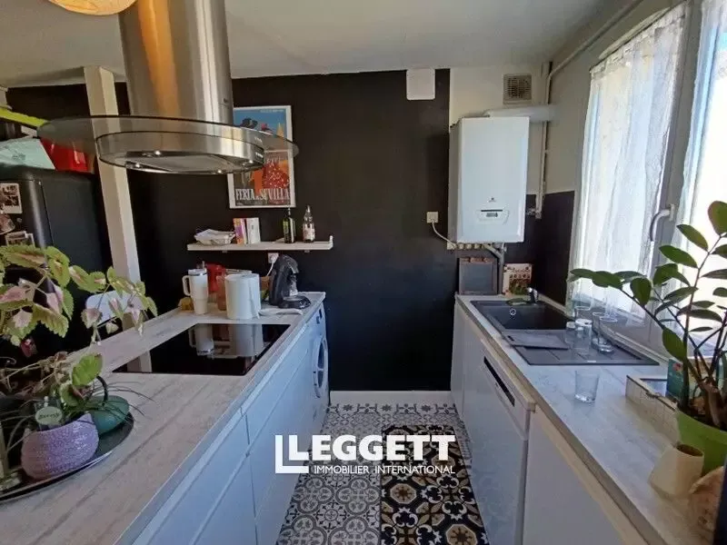 Cucina - Renovated Apartment with Park View in Périgueux
