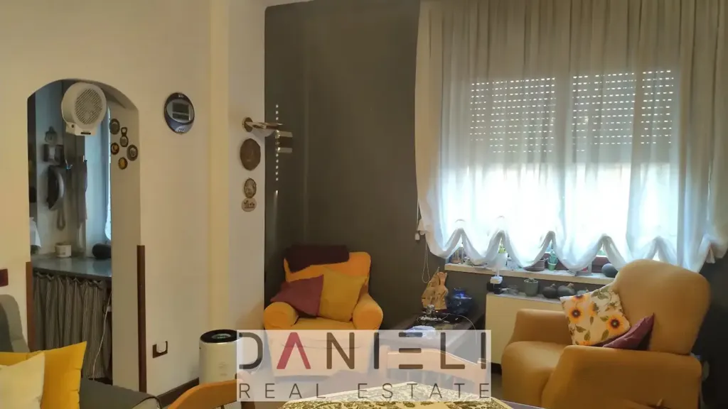 Séjour - Five-Bedroom Apartment with Terraces in Montecchio Maggiore