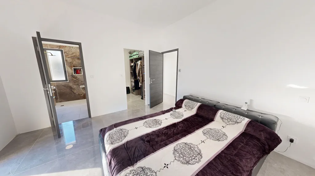 Magamistoad - Contemporary House with Large Terrace in Carcassonne