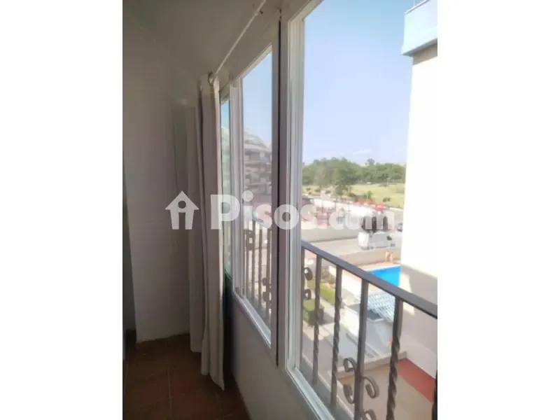 Rõdu - Duplex with Balcony and Pool in Sagunto