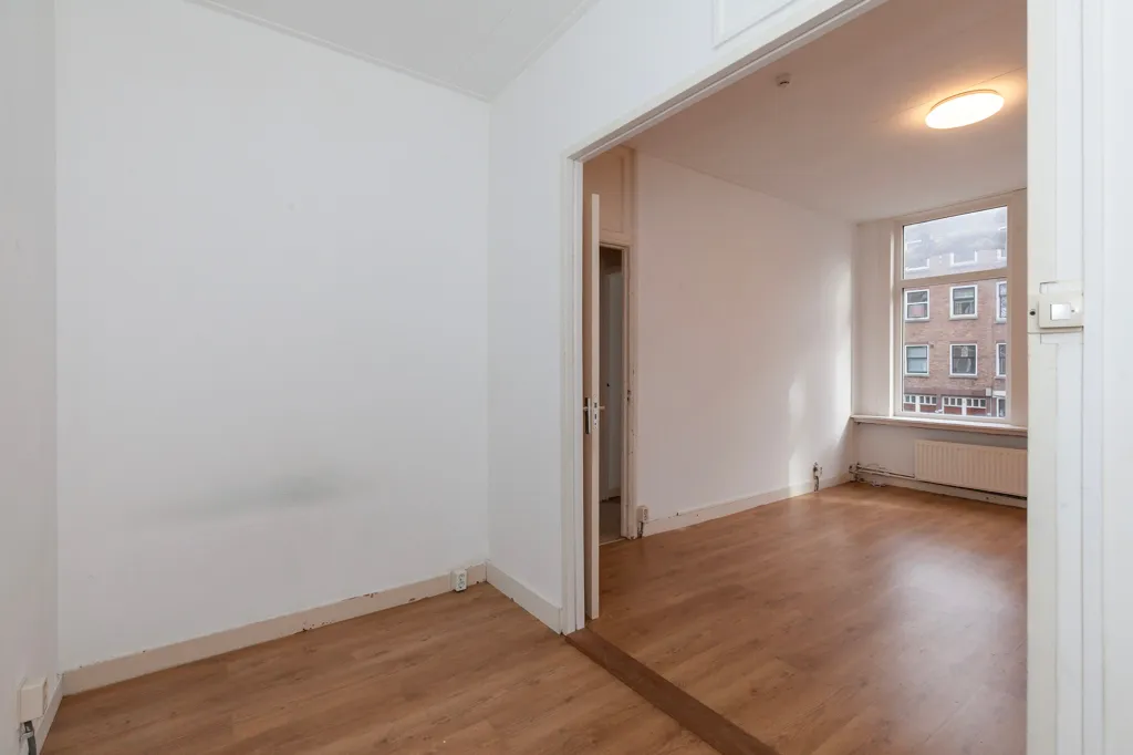 3-toaline korter asukohas Rotterdam